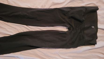 Black butt enhancing leggings