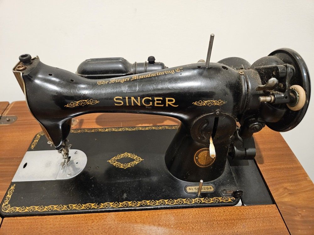 Vintage Sewing Machine