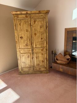 Armoire