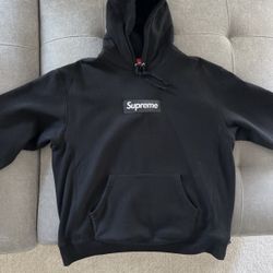 supreme hoodie 