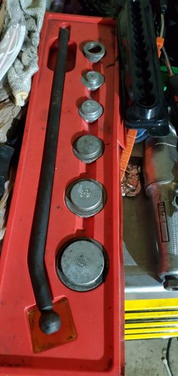 Snap on freeze plug engine installer