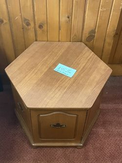 Nice Little Cabinet With Door