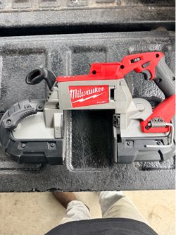 Milwaukee M18 FUEL 18V Lithium-Ion Brushless Cordless Deep Cut Band Saw (Tool-Only)