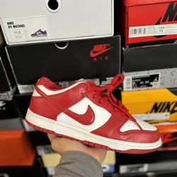 Nike Dunk Low St John’s size 9 USED But Clean