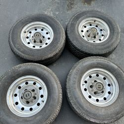 Alcoa Aluminum Wheels 15” 5x5.5/139.7mm Excellent 