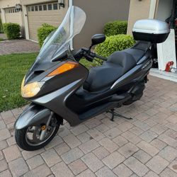 2011 Yamaha Majesty