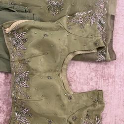 Stunning Green Embellished Saree Set – Brand New 💚