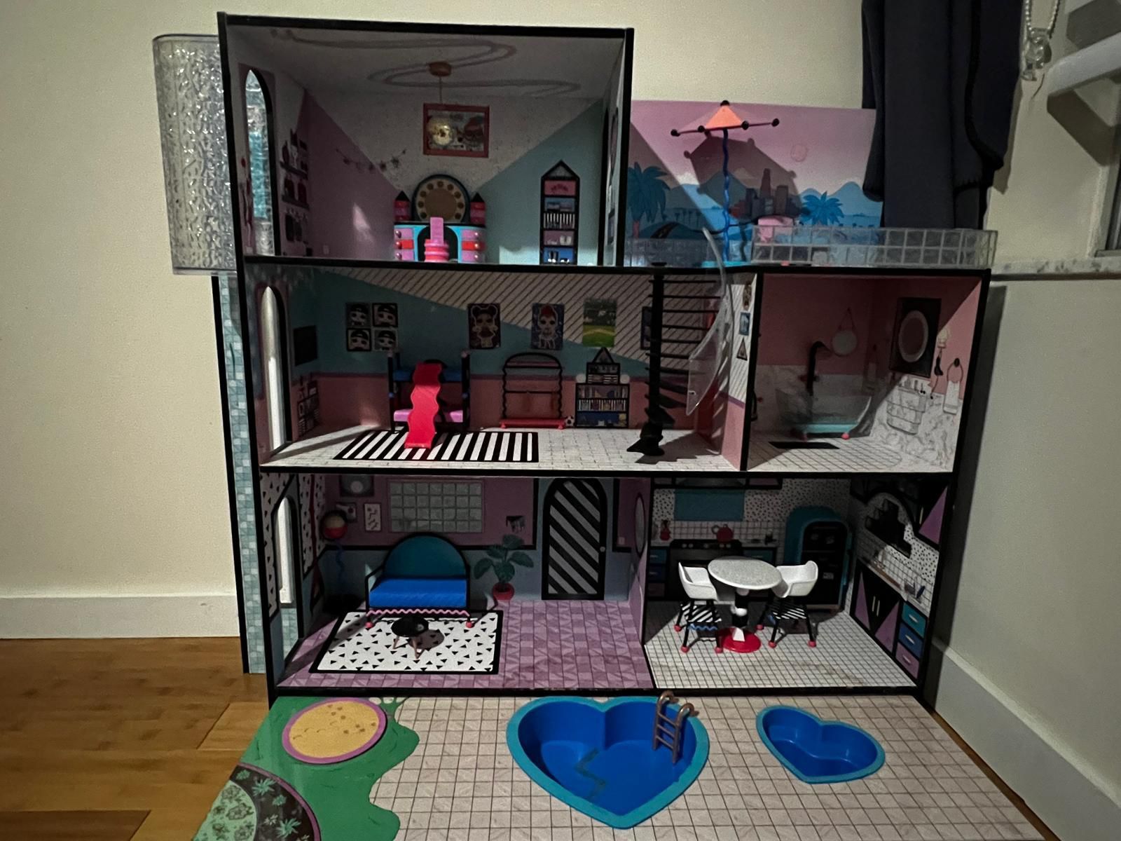 LOL Doll House