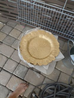 Charger plates