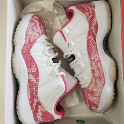 Jordan 11 Low Snakeskin