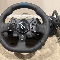 Logitech G923 Racing Steering Wheel With Shifter And Pedals