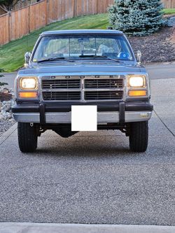 1990 Dodge W-Series