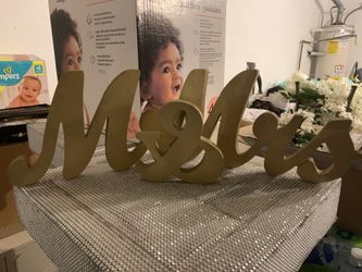 Mr & Mrs