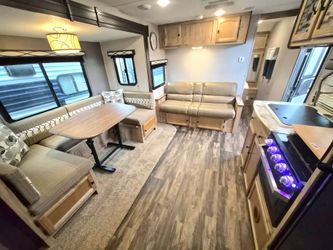 Rv, 22ft outside kitchen $7999