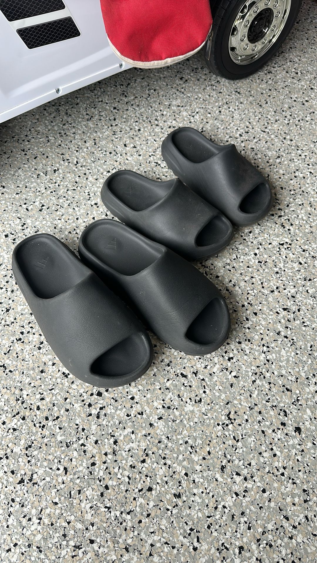 Yeezy Slides