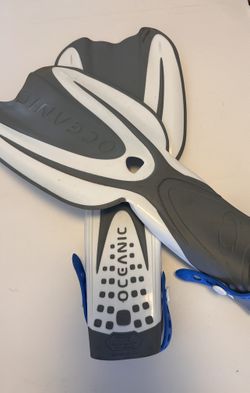 3 Pairs Of Fins