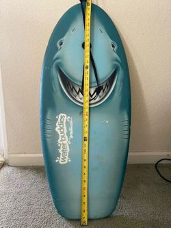 Bodyboard surfing board