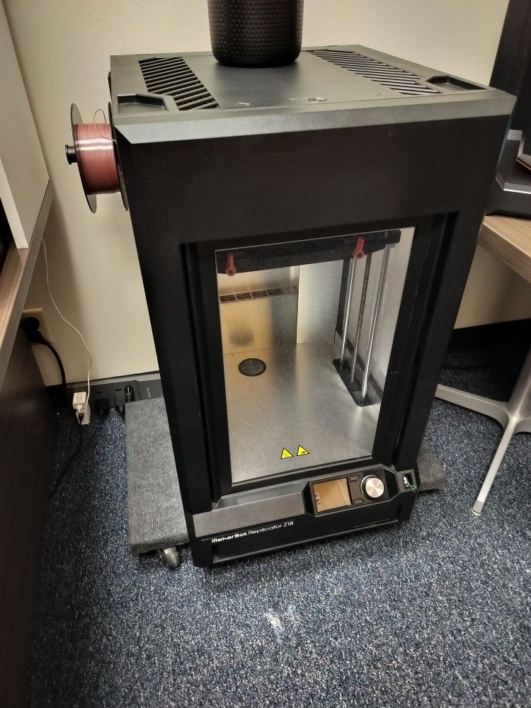 Markerbot Replicator Z18 3 D Printer! Works Very Well!! Super Large Capacity: Read!!