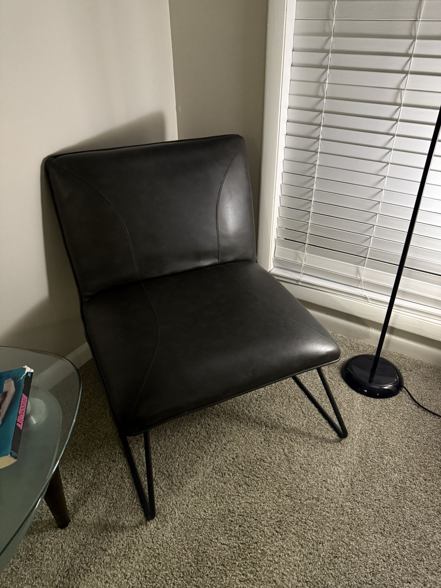 Modern Black Faux Leather Accent Chair – Excellent Condition