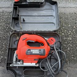 Black and Decker Jigsaw With Hard Case  