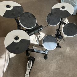 Roland TD4 Portable Electronic Drums