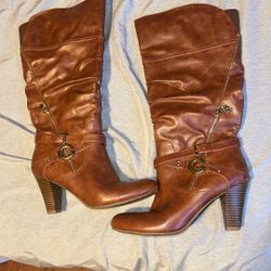 Guess Boots Size 9
