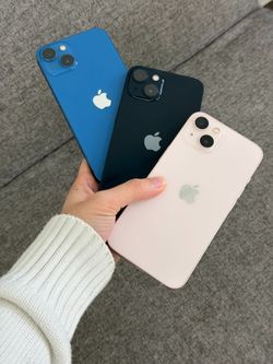 iPhone 13 6.1" (Unlocked) 128GB Good