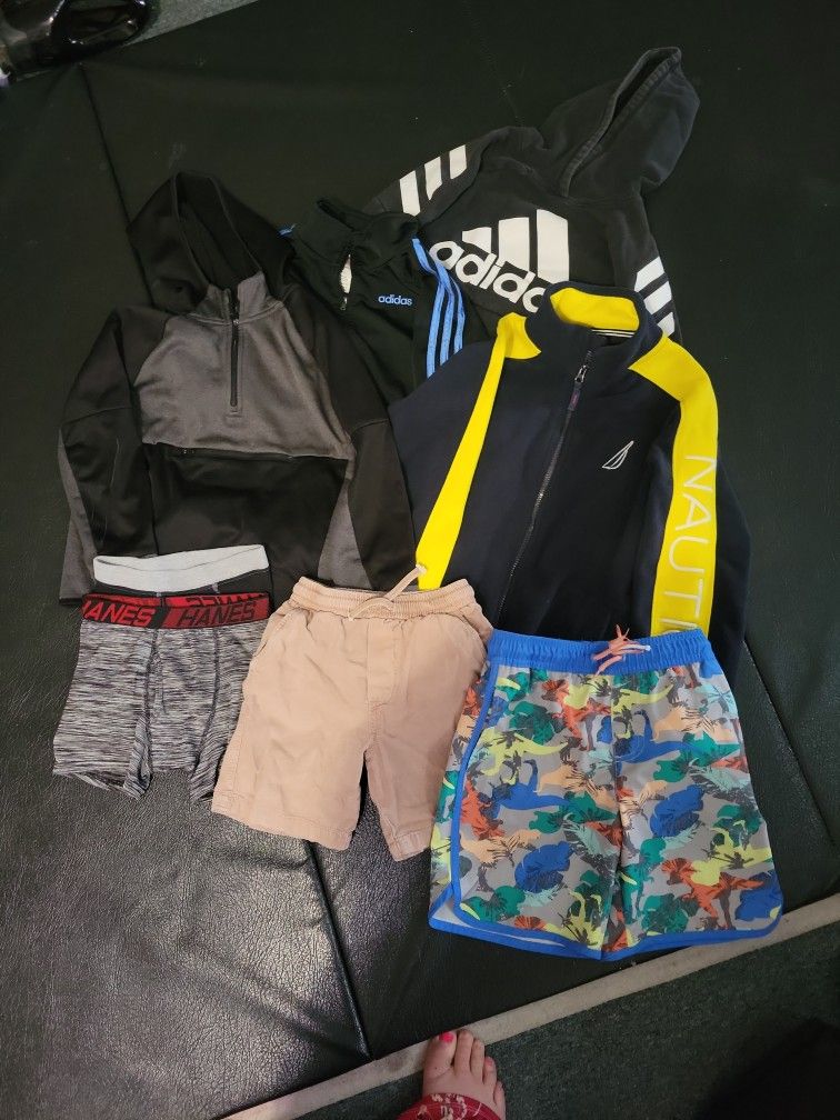 BOYS MEDIUM LOT SIZE 8 (8 ITEMS) ADIDAS NAUTICA 