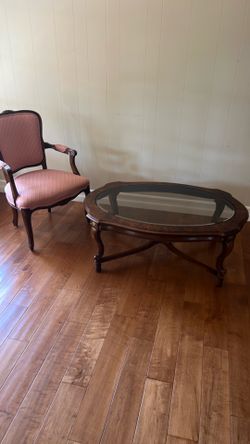 Coffee table & chair