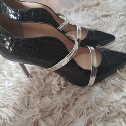 Vinci black heels