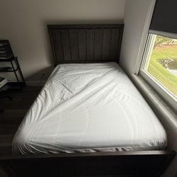 Full Bed With Tempurpedic Mattress