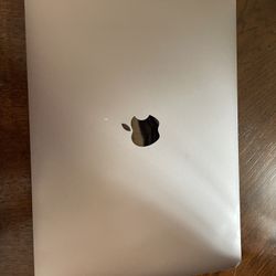 Macbook Pro 13-in (M2)