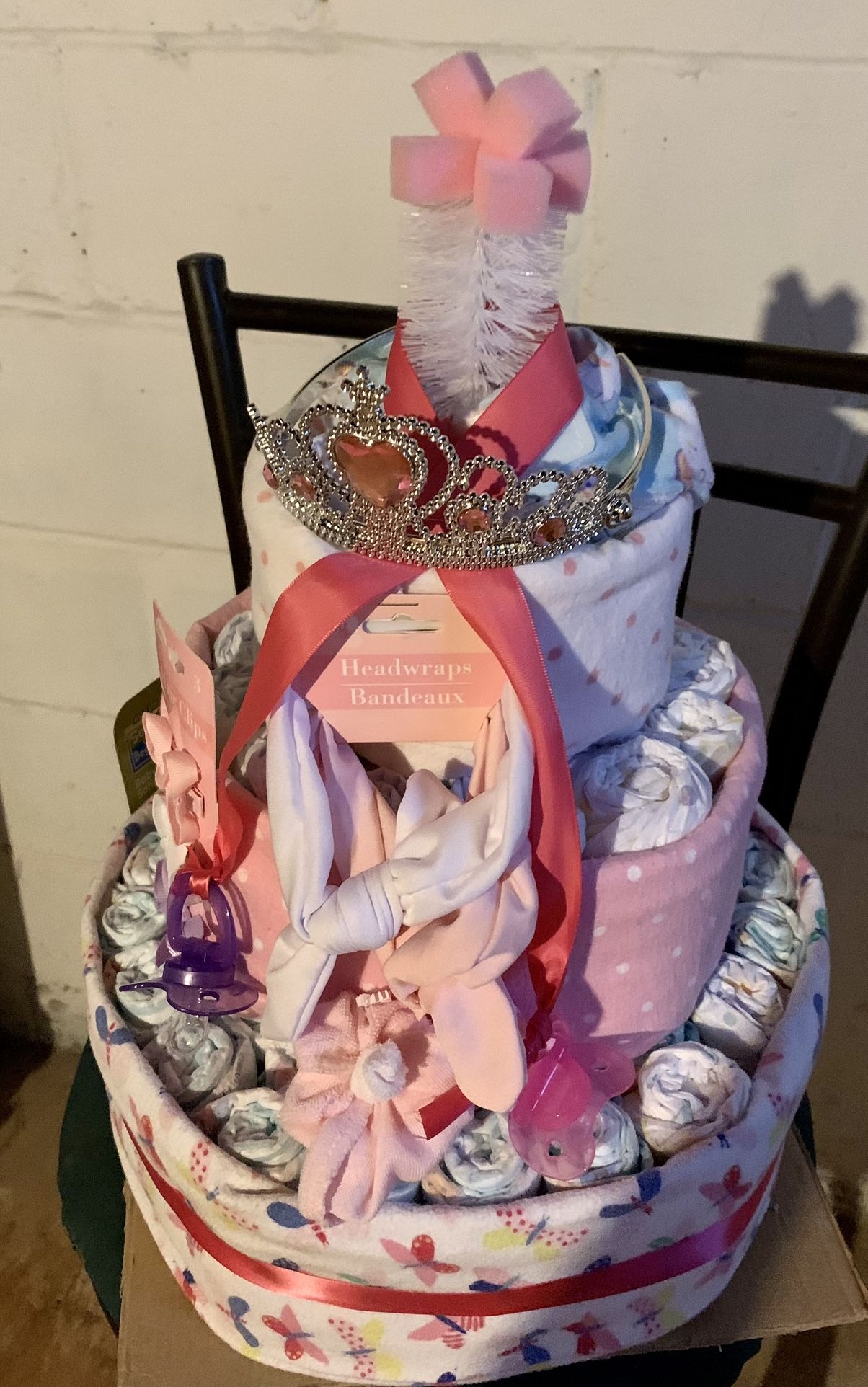 Diaper cake 