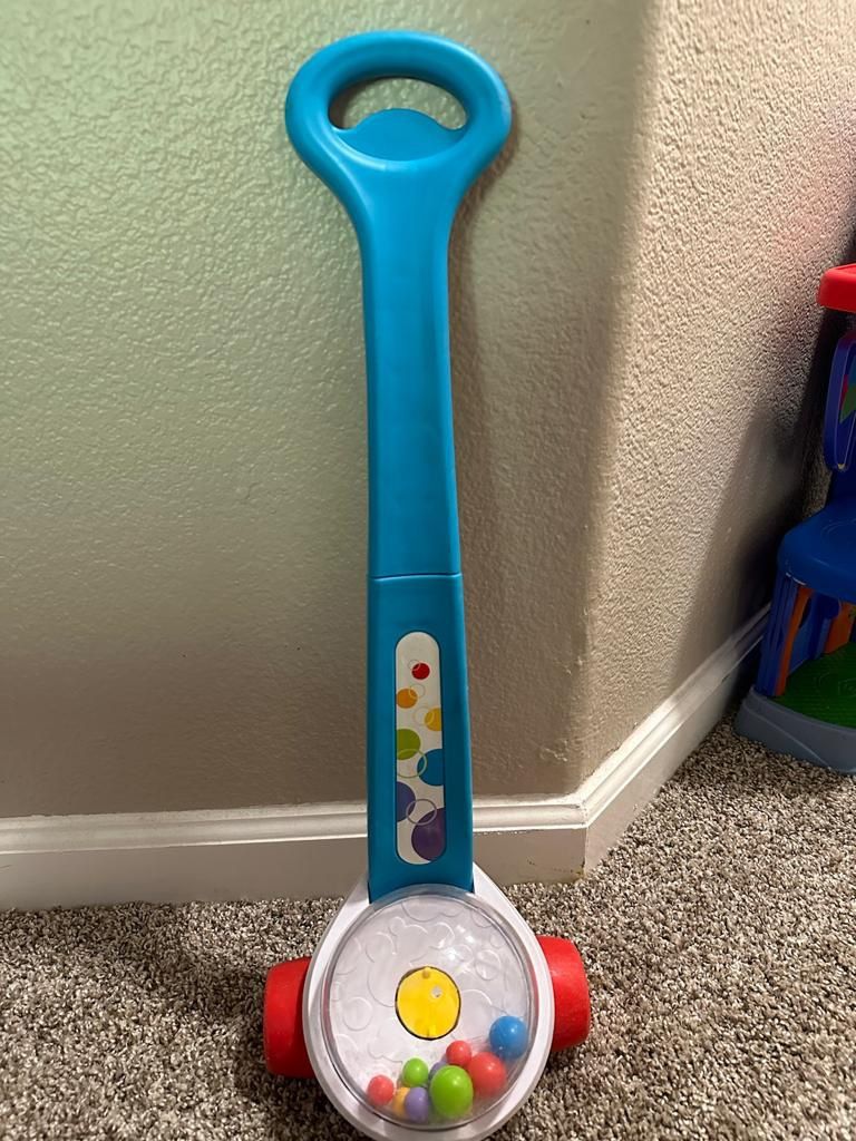  Fisher-Price Corn Popper Baby to Toddler Push Toy with