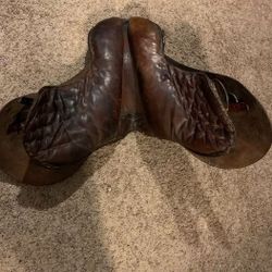 Saddle