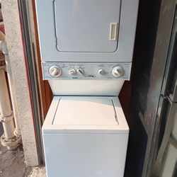 Stackable Washe And Dryer Electric 120voltage 