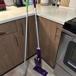 Swiffer Sweeper + Swiffer WetJet Mop – Great Condition