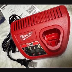 🚀 M12 Charger Milwaukee 
