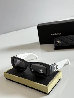 New sunglasses Chanel
