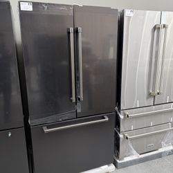 Thor Matte Black Gordon Ramsay refrigerator 