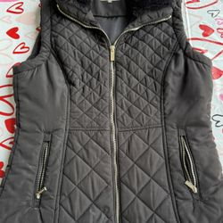 Women’s Calvin Klein black quilted vest