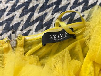 Akira fluffy top