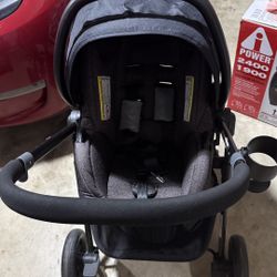Evenflo Pivot Travel 