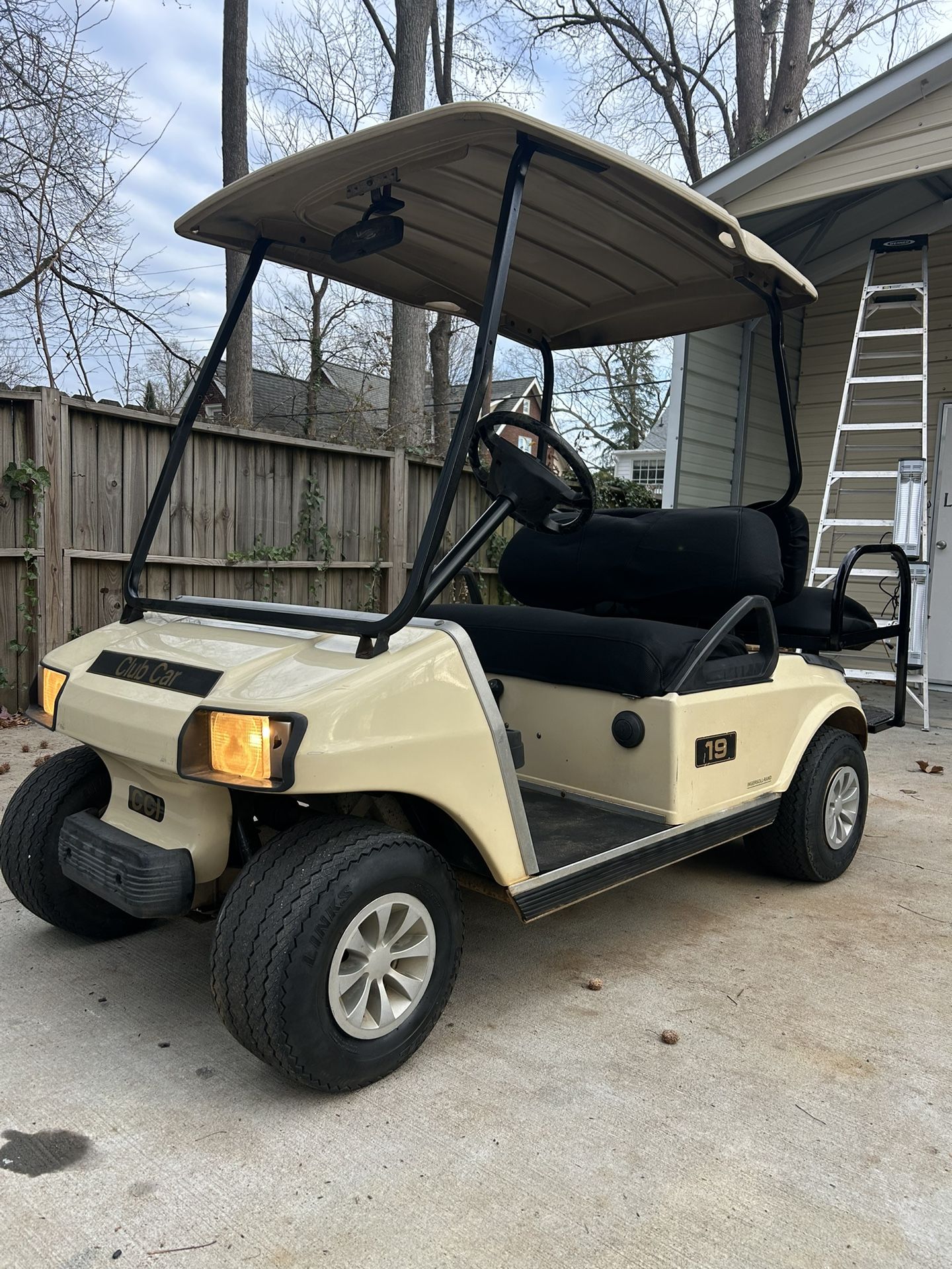 Club Car Golf Cart - GAS