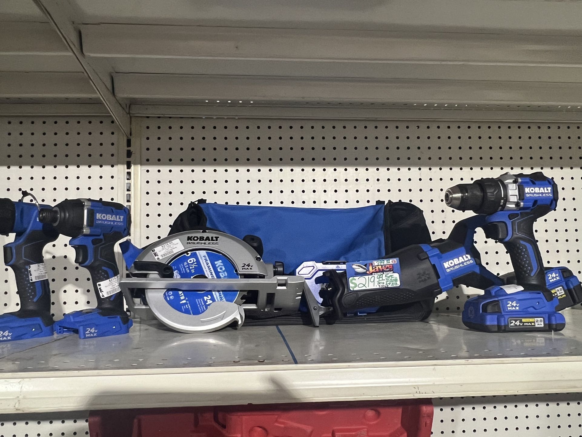 Kobalt 5pc drill kit with drill bit kit pick up only will not separate