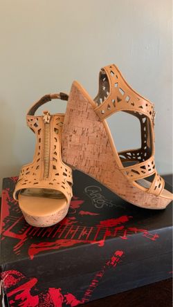 7 1/2 size Carlos Santana wedge shoe