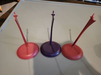 👗 Set of 3 Plastic Fashion Doll Display Stands – Pink & Purple – Approx. 7" Tall