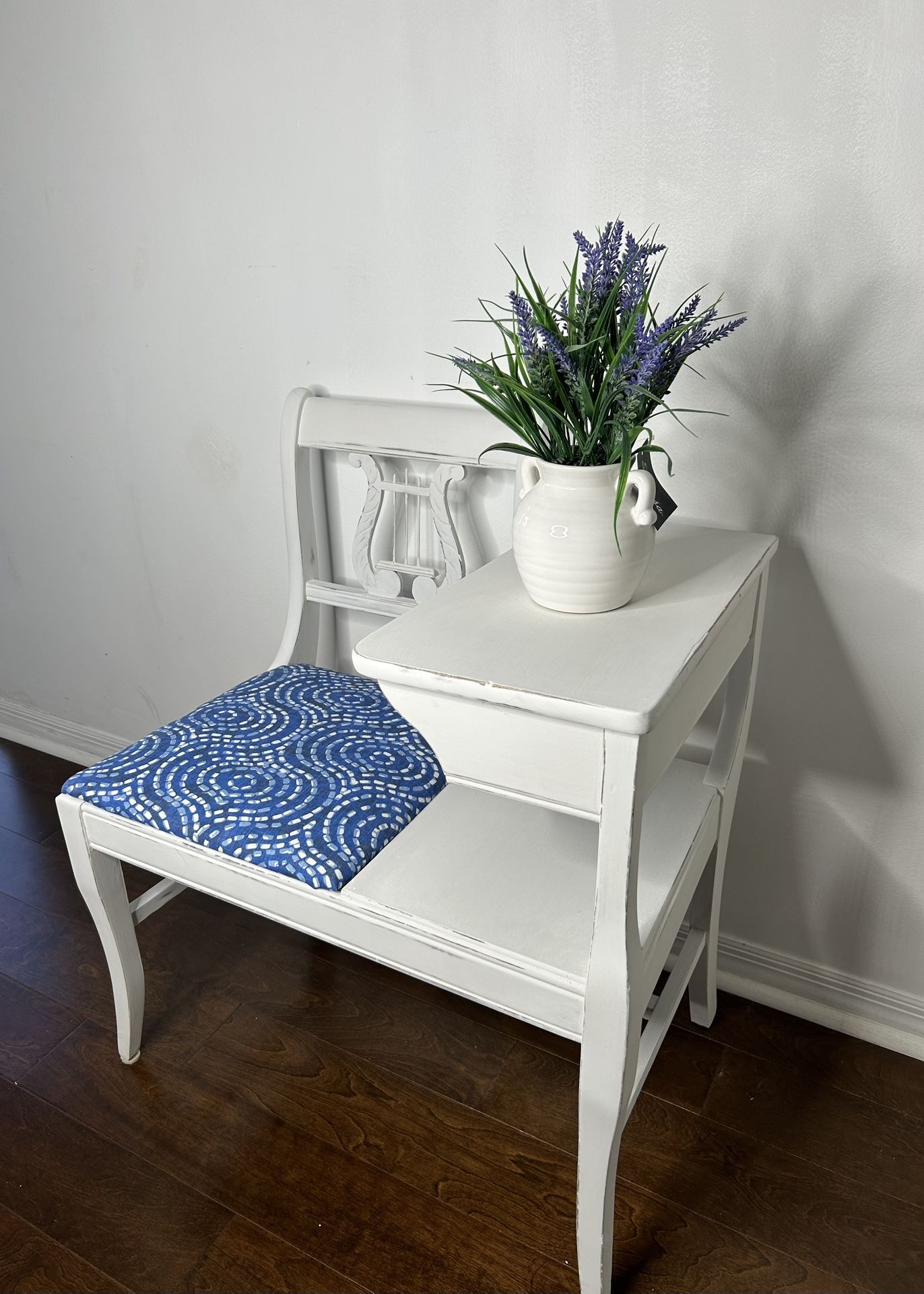 Stunning Turn Of The Century Gossip Bench… Great As A Small Desk!
