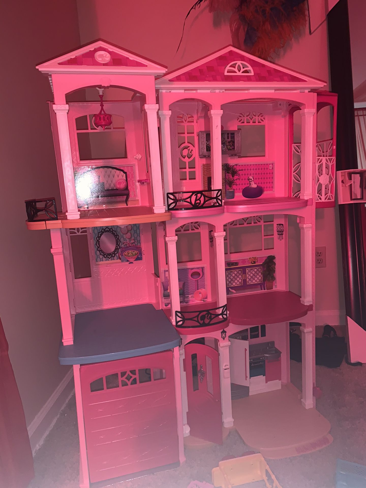 Barbie Dream House Barbie Doll House