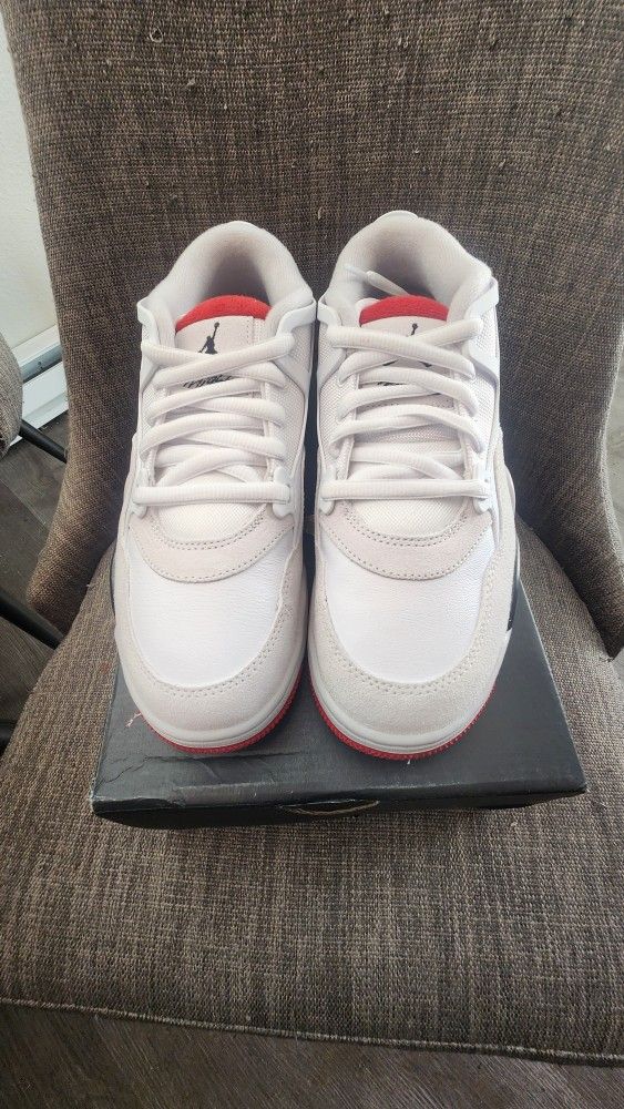 Brand New Nike Air Jordan 4 RM - Size 7y